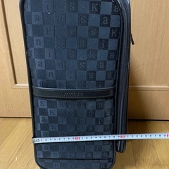 スーツケース　キャリーカートの画像