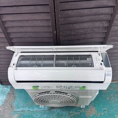 K06554 中古エアコン 日立 2023年製 主に6畳用 冷房能力 2.2KW / 暖房能力 2.2KWの画像