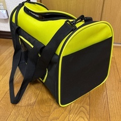 【ペットキャリー】犬•猫用　ラージサイズ　肩掛けバンド付きの画像