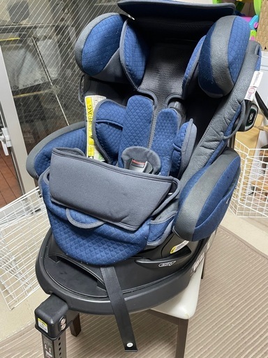 【美品】フラディアグロウ ISOFIX 360° チャイルドシート
