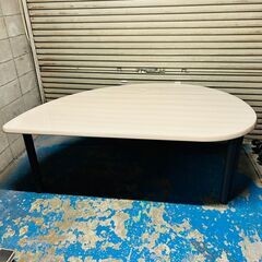 VICTOR ダイニングテーブル Around The Big Table ビクター 25J 北TO1の画像