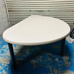 VICTOR ダイニングテーブル Around The Big Table ビクター 25J 北TO1の画像