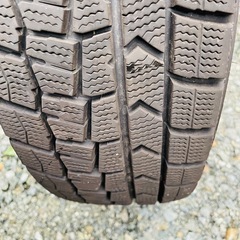 スタッドレスタイヤ　ほぼ新品　の画像