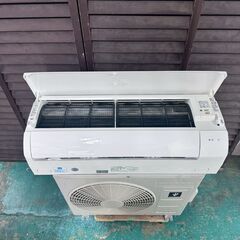 K06556 中古エアコン シャープ 2021年製 主に6畳用 冷房能力 2.2KW / 暖房能力2.2KWの画像