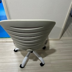 回転イス
の画像