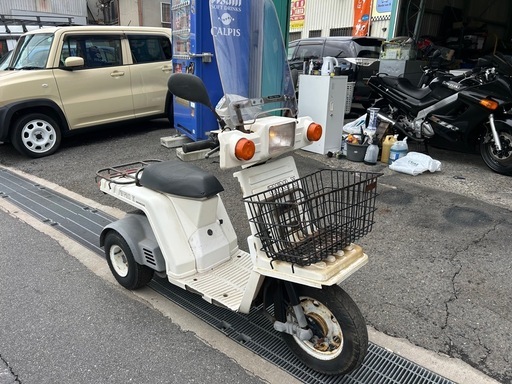 ホンダ　ジャイロX 2スト　3輪バイク　TD01 ホワイト