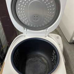 22年製　TOSHIBA 炊飯器　5合 RC-10MSLの画像