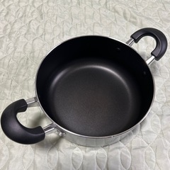 ハリカ　アルミ両手鍋22cm 新品未使用の画像