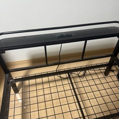 IKEAのベッドフレームの画像