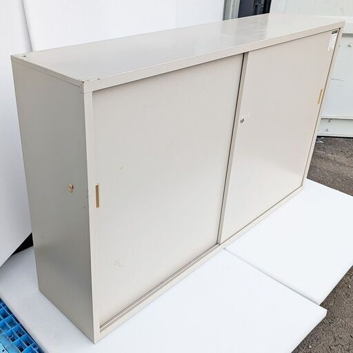 【お値下げ！19800円→16500円】オフィス キャビネット（大）事務所の書類整理はコレ♪ コクヨ スチール引き違い戸タイプ 下置き オフホワイト　【UP!s】