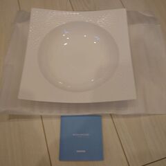 【WEDGWOOD】ホワイト陶磁器の画像