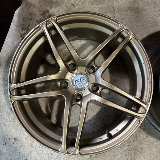 モデル5ホイールAVS  17in 8J+38