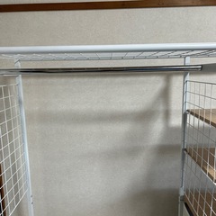 収納ラックの画像