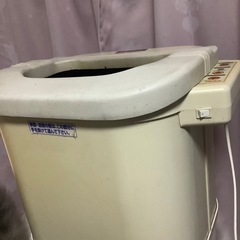 フジカ　スマーティ　レッグホット　遠赤外線足温器の画像