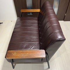 ソファ
の画像