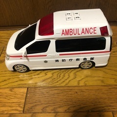 救急車 おもちゃの画像