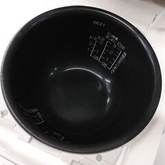品質保証☆配達有り！22000円(税別）象印 3合炊き 圧力IHジャー炊飯器 2025年製 ホワイトの画像