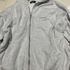 ラージジップパーカーの画像