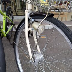 J1642【リユースのサカイ柏店】 asahi　アサヒサイクル　シティサイクル　La sienne　ラジェンヌ　アイボリー　26インチ　6段変速　オートライト　クリーニング、簡易メンテナンス済み　★店頭にて試乗可★  中古自転車 　流山市 中古自転車 松戸市 中古自転車 我孫子市 中古自転車 船橋市 中古自転車 守谷市 中古自転車 取手市 中古自転車　参考価格35,200円の画像