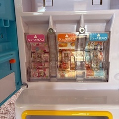 処分値下げ　アンパンマン自動販売機　アイス　パン　携帯の画像