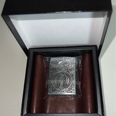 新品　装飾的な金属製ライターの画像