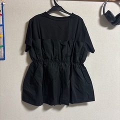 黒い服の画像