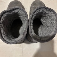 ムートンブーツ　グレー　おしゃれ　シューズ　の画像