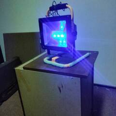 中古 LED充電式投光器・充電器付きの画像