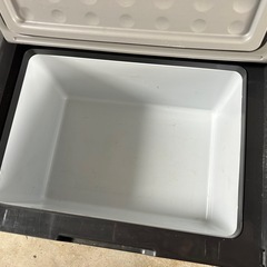 車載冷蔵庫の画像