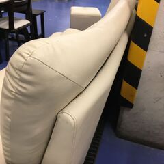 ★リユースのサカイ横浜南店★YM1541  2人掛けソファ ベージュ W180×D90×H95 クリーニング済みの画像