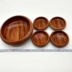 木製サラダボウルと小皿セットの画像