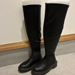 GU ウルトラストレッチニーハイブーツ　レザー　Sサイズの画像