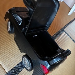 子供用 アルファード 乗り物の画像