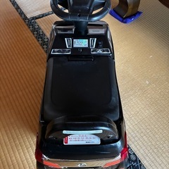 子供用 アルファード 乗り物の画像