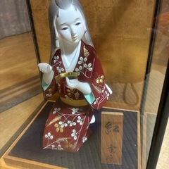 「紅」 　博多人形 ガラスケースの画像
