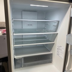 2022年⭐️Hisense 360L 冷蔵庫の画像