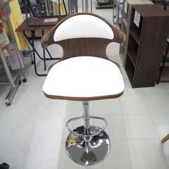 カウンターチェア　リユース品　価格　4,950円の画像