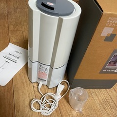 アロマ超音波式加湿器　ミスト　ホワイトの画像