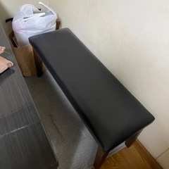 ダイニングテーブル
の画像