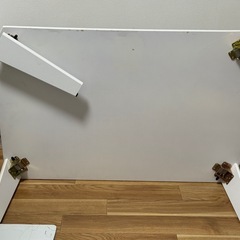 折りたたみテーブル（無料・使用感あり）の画像