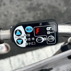 自動自転車、バッテリー8.9AH 一回充電したら45キロから55キロまで走れます。の画像