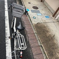 自動自転車、バッテリー8.9AH 一回充電したら45キロから55キロまで走れます。の画像