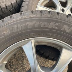 205/60R16 東北6県無料配送対応‼️爆安‼️最終値下げ‼️②超超超バリ溝❗ 国産ダンロップ製 ❗ アルミ付き 国産 タイヤ !!　スタッドレス　ノア　ヴォクシー　ミニバン　エスティマの画像