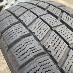 205/60R16 東北6県無料配送対応‼️爆安‼️最終値下げ‼️②超超超バリ溝❗ 国産ダンロップ製 ❗ アルミ付き 国産 タイヤ !!　スタッドレス　ノア　ヴォクシー　ミニバン　エスティマの画像