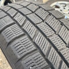 205/60R16 東北6県無料配送対応‼️爆安‼️最終値下げ‼️②超超超バリ溝❗ 国産ダンロップ製 ❗ アルミ付き 国産 タイヤ !!　スタッドレス　ノア　ヴォクシー　ミニバン　エスティマの画像
