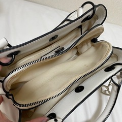 バッグ アンドシュエットの画像
