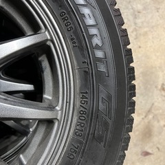 【上品】スタッドレスタイヤ（軽自動車用）の画像
