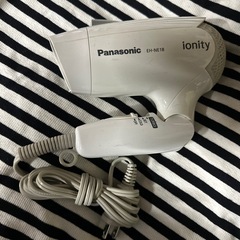 Panasonic ヘアドライヤーの画像
