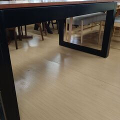 リユースのサカイ浦和店 【F105】伸縮ダイニングテーブルの画像