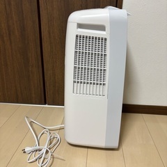 SHARP 衣類乾燥除湿機 ホワイト系の画像